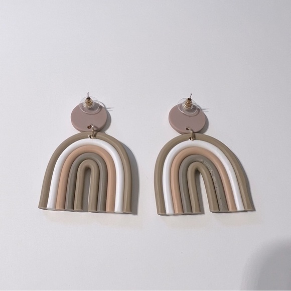 💎NEW Neutral Boho Rainbow Drop Earring Studs, Secure Lock Back - Picture 7 of 7